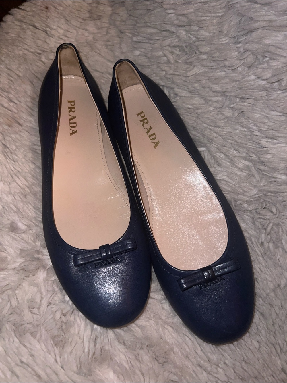 Prada Navy Leather Ballet Flats with Bow Trim - Picture 4 of 7
